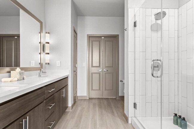 Building Photo - 400 N 2nd Ave