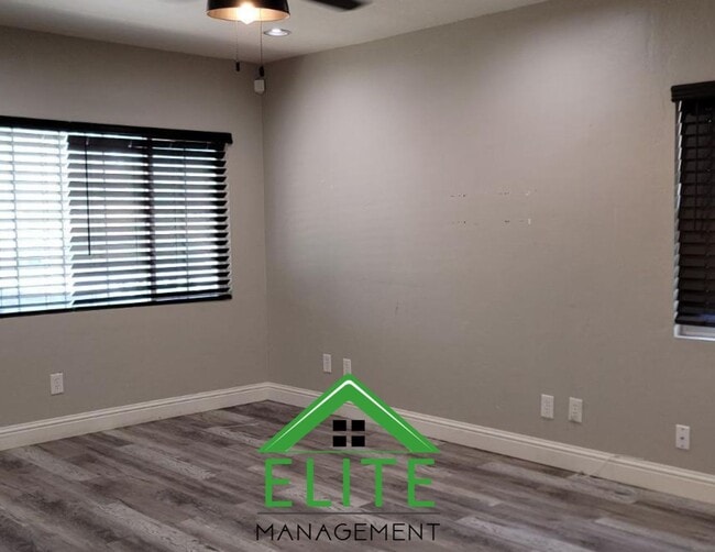 Building Photo - Beautiful 3-bedroom & 3 bathroom Home