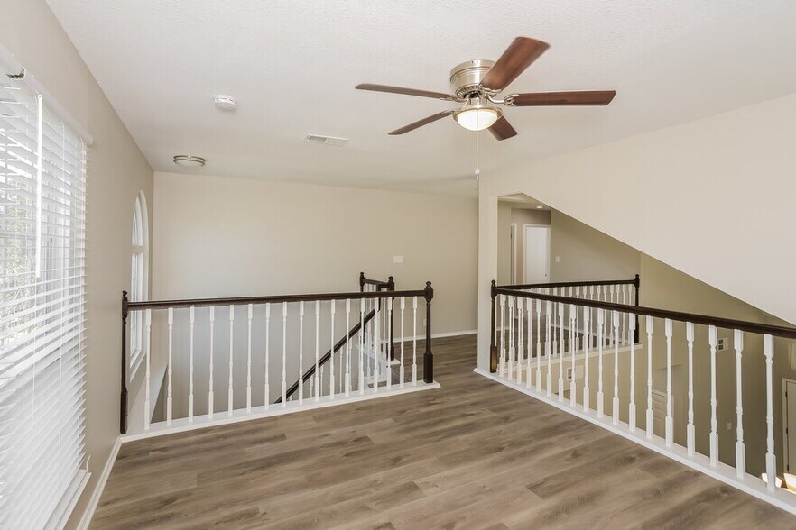 Building Photo - 11659 Foxford