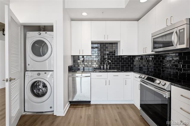 Building Photo - 1700 Bassett St