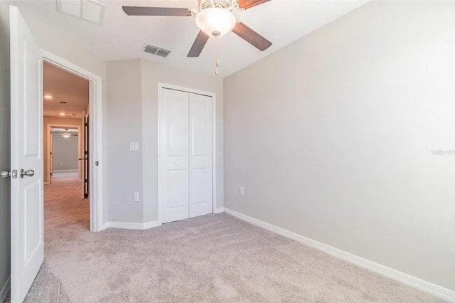 Building Photo - Modern 3BR/2.5BA Townhome with Pool Access & Deposit-Free Living!