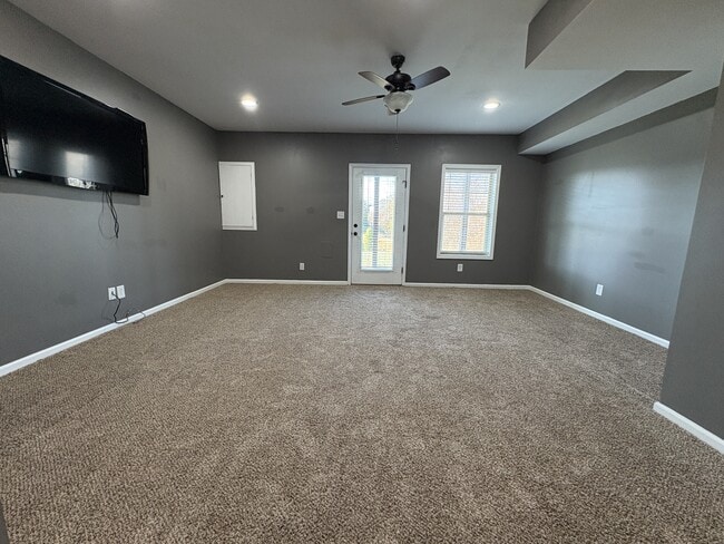 Building Photo - 154 Mallard Ln