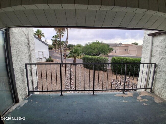 Building Photo - 7777 E Golf Links Rd
