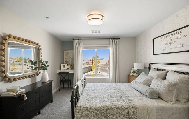 Building Photo - 2-Bedroom Brand New Furnished Townhome!