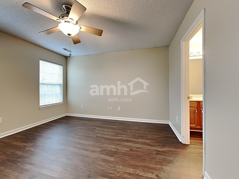 Building Photo - 194 Moon Dance Ln