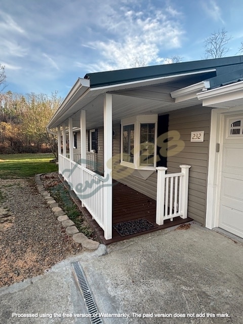 Building Photo - 232 Cedar Creek Dr