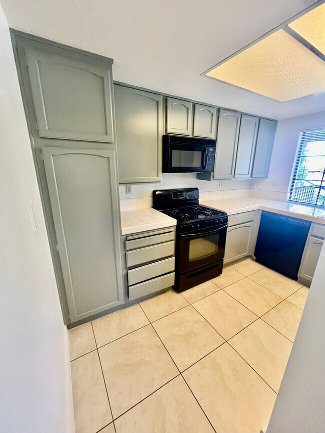 Building Photo - 3516 Seahorn Cir