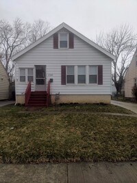 Building Photo - Single Family Home 3 beds 1 bath Available...