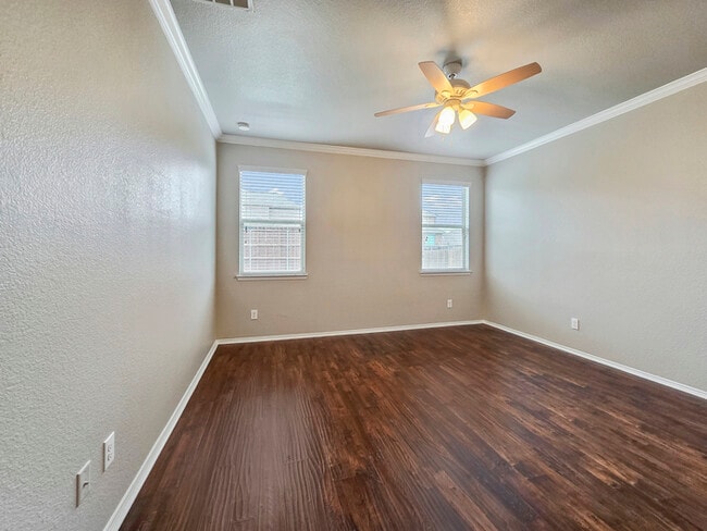 Building Photo - 12320 Walden Wood Dr