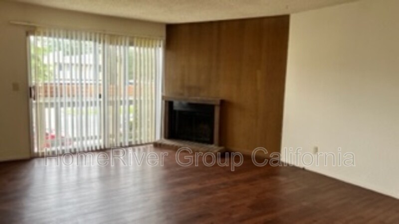 Building Photo - 1233 Dealynn St