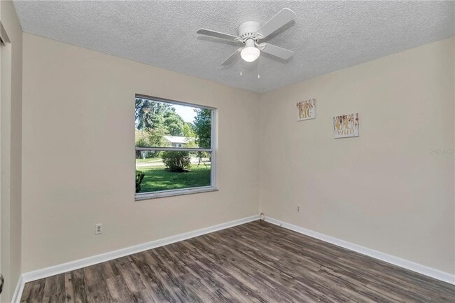 Building Photo - 3640 SE 131st Ln