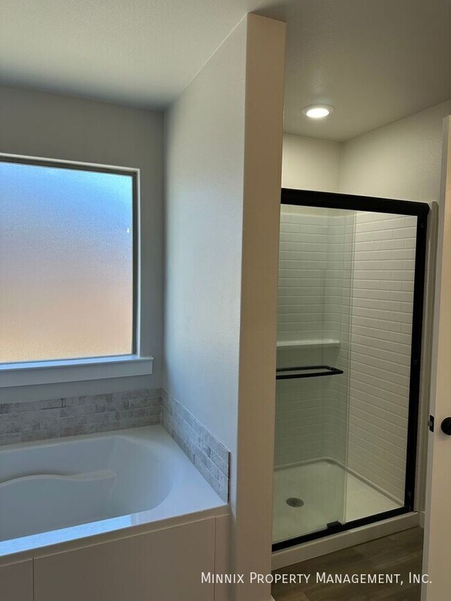 Building Photo - 2923 137th St