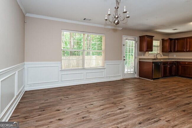 Building Photo - 347 Hidden Creek Ln