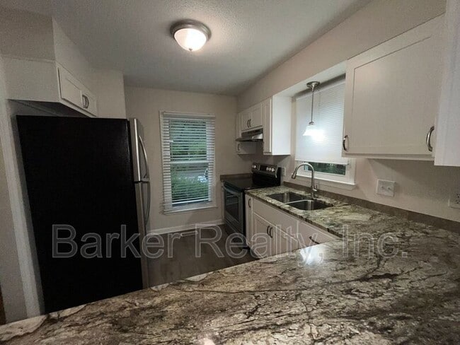Building Photo - 4102 Arckelton Dr