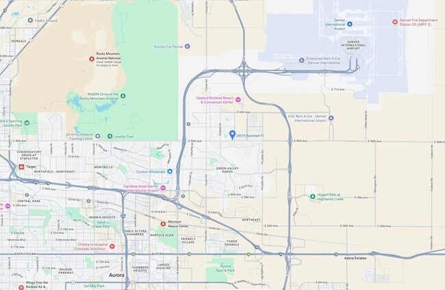 Building Photo - Light and bright 4-bedroom 3 bath beauty i...