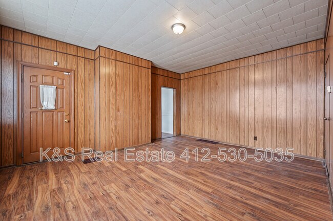 Building Photo - 134 Corey Ave