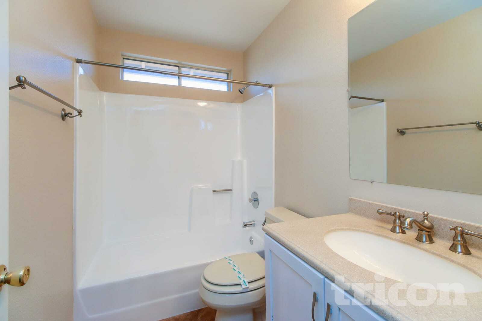 Building Photo - 1406 E Kerry Ln