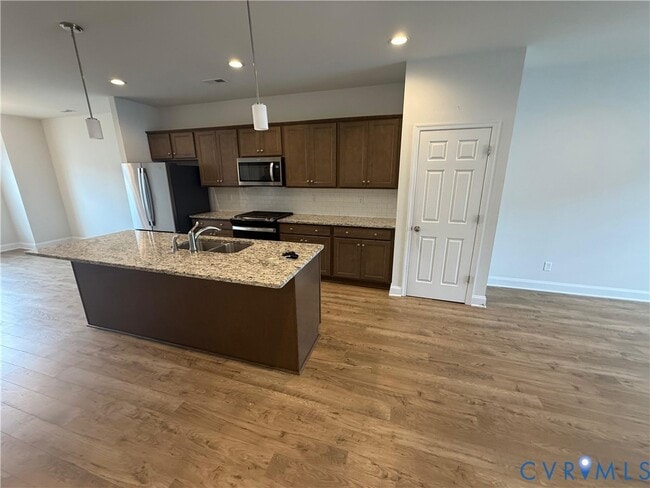 Building Photo - 6932 Leire Ln