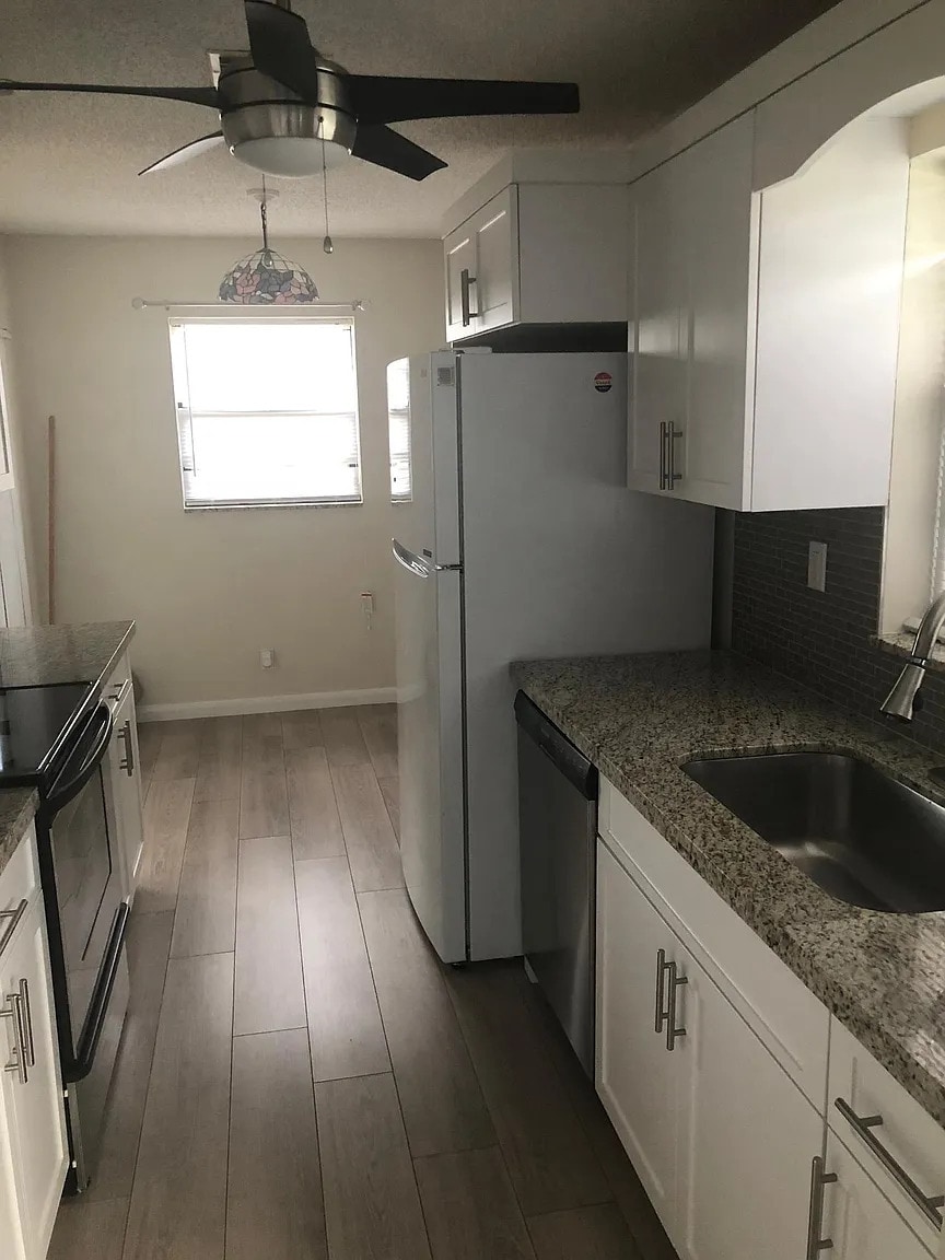 Building Photo - 1771 W Royal Tern Ln