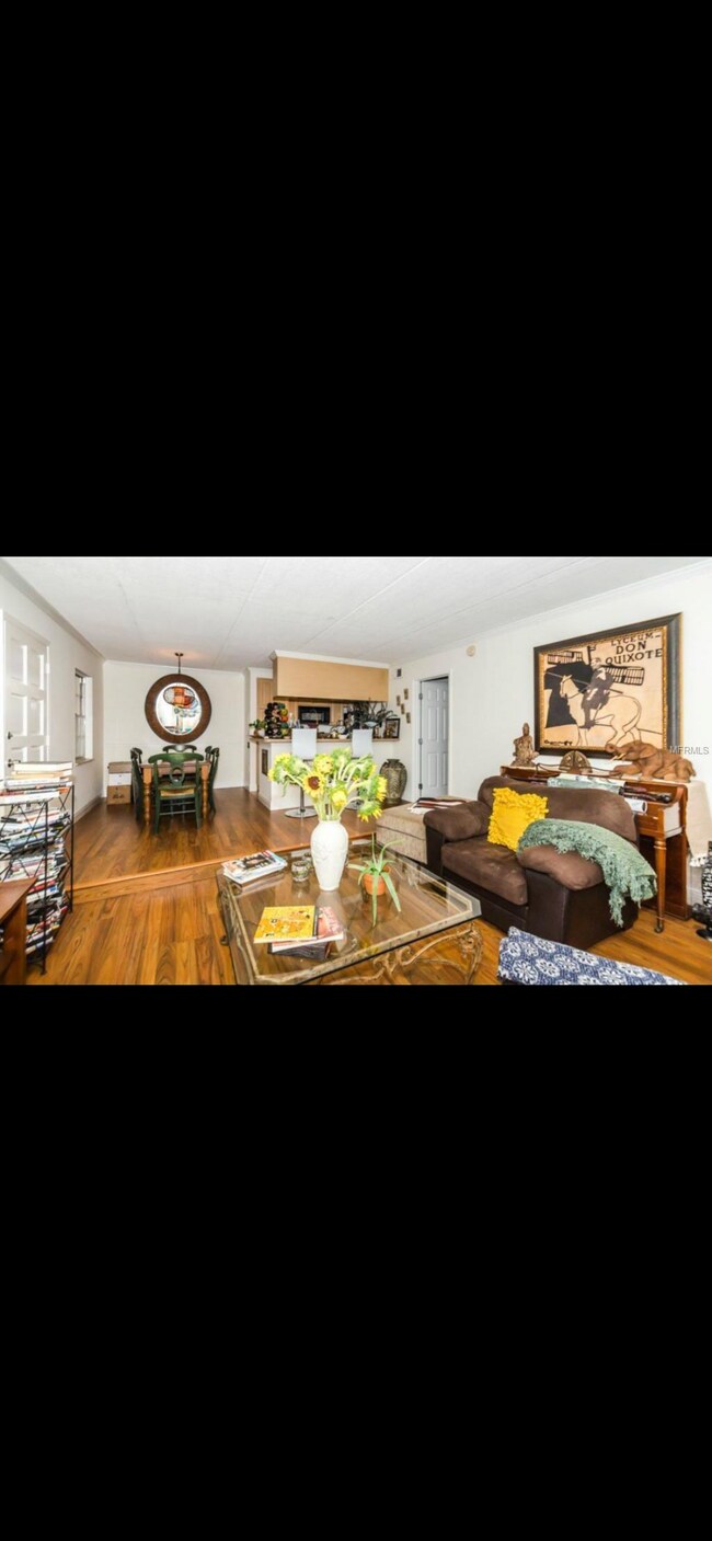 Building Photo - 5305 San Sebastian Ct