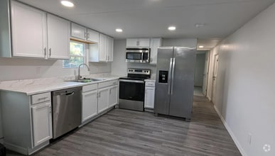 Building Photo - 11625 Rancho Dr