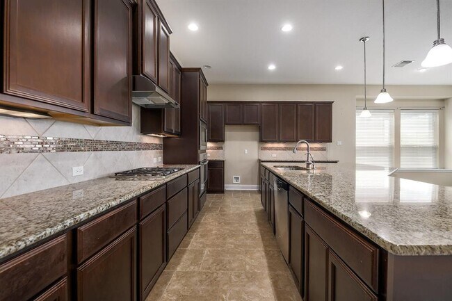 Building Photo - 17916 Crimson Apple Way