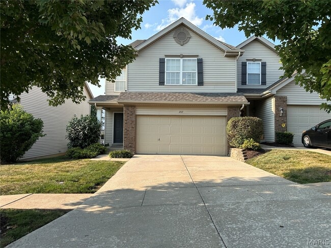 Building Photo - 207 Shady Rock Ln