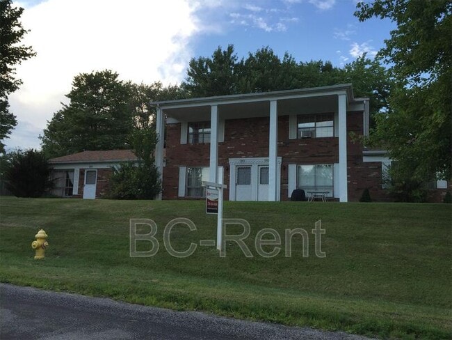 Building Photo - 124 Edgewood Cir