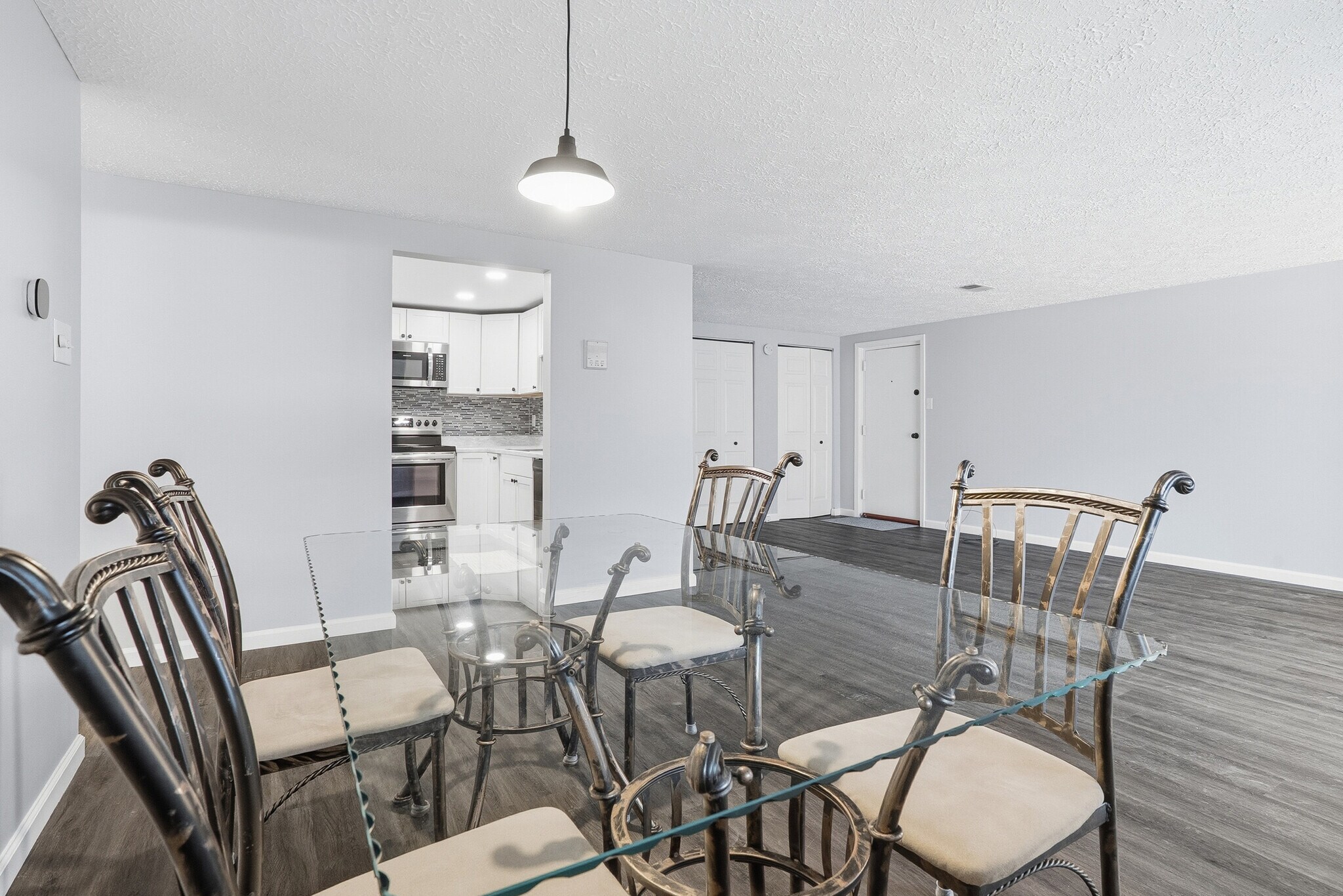 Building Photo - 1204 Dutilh Rd