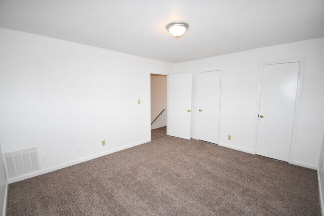 Building Photo - 3264 Tower Dr