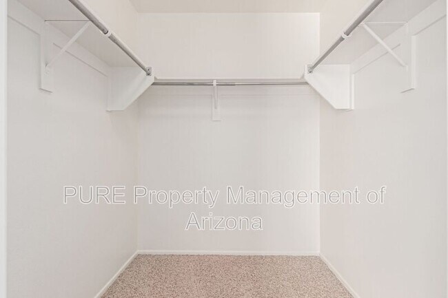 Building Photo - 8132 E Onza Ave