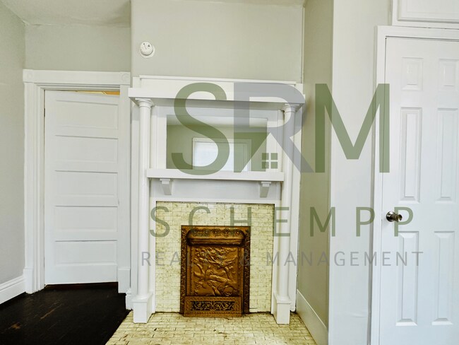 Building Photo - Charming 2-3 Bedroom House off Taylor Blvd! Section 8 accepted