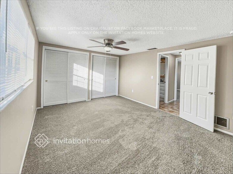 Building Photo - 12206 Meadowbrook Ln