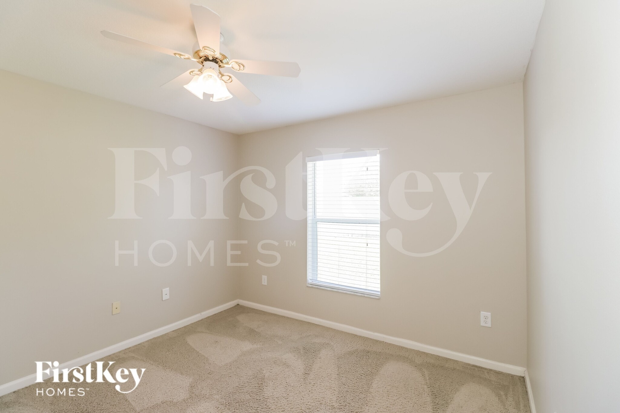 Building Photo - 25808 Risen Star Dr