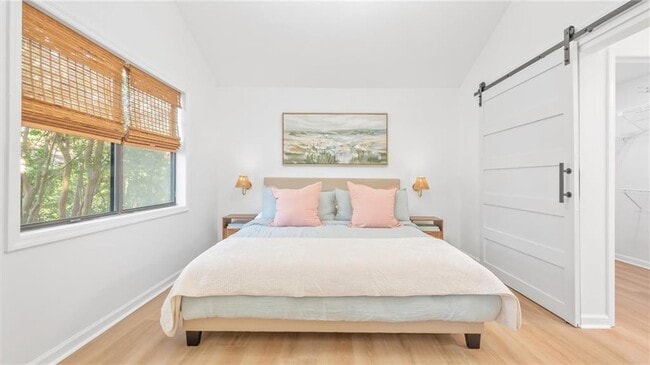 Building Photo - 512 S Harbour Oaks Dr