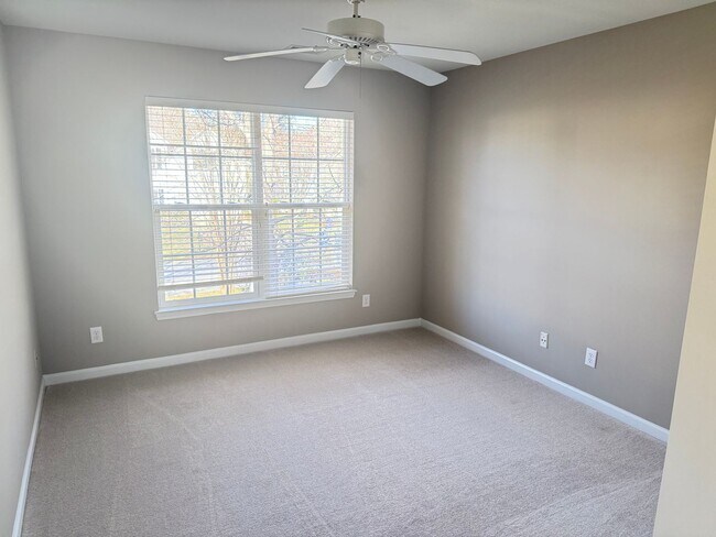 Building Photo - Immaculate Northstone Home Located on the 12th Hole