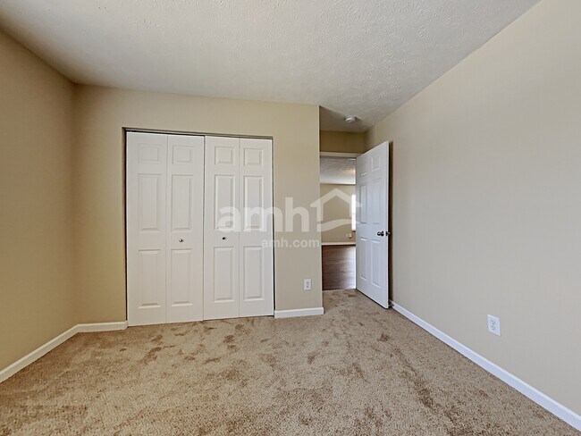 Building Photo - 316 Stewart Springs Dr