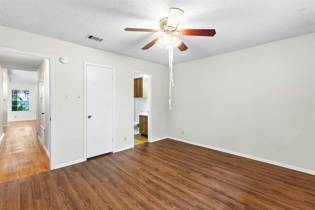 Building Photo - 9902 Brasher Dr