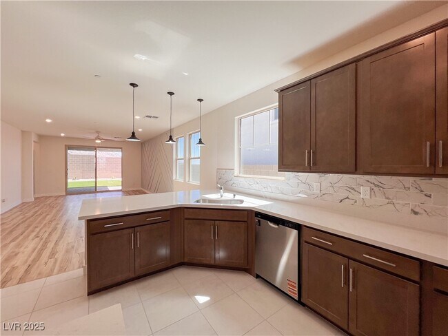 Building Photo - 12470 Madison Pk Pl