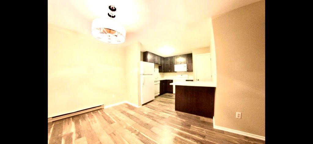 More kitchens - 630 S Sherwood St