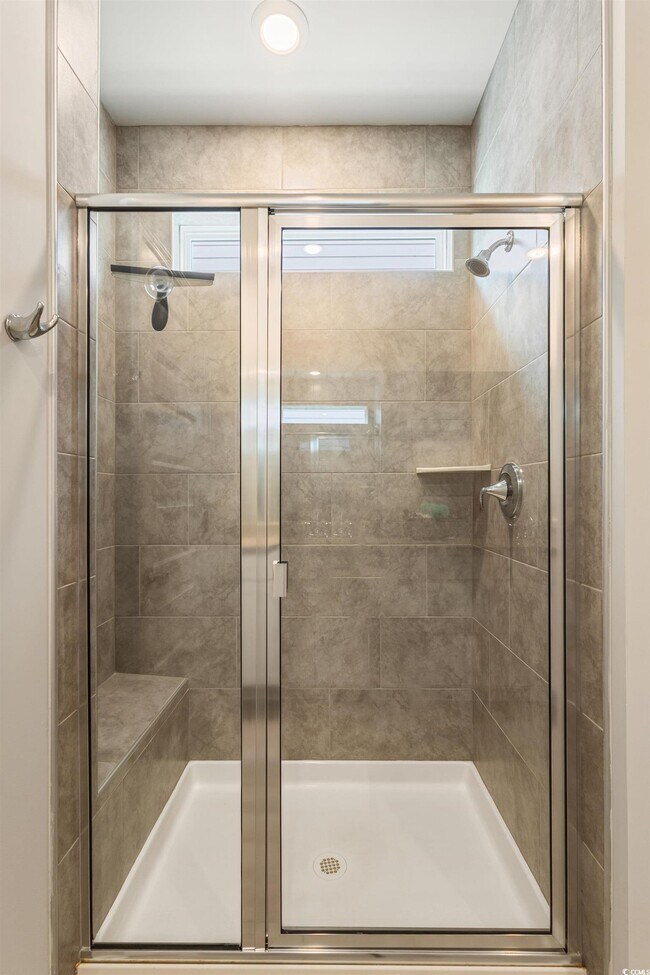 Building Photo - 5822 Whitebark Dr