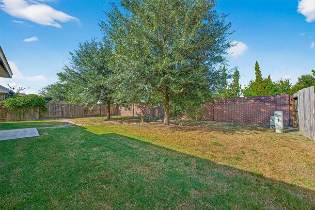 Building Photo - 17506 Waeback Dr