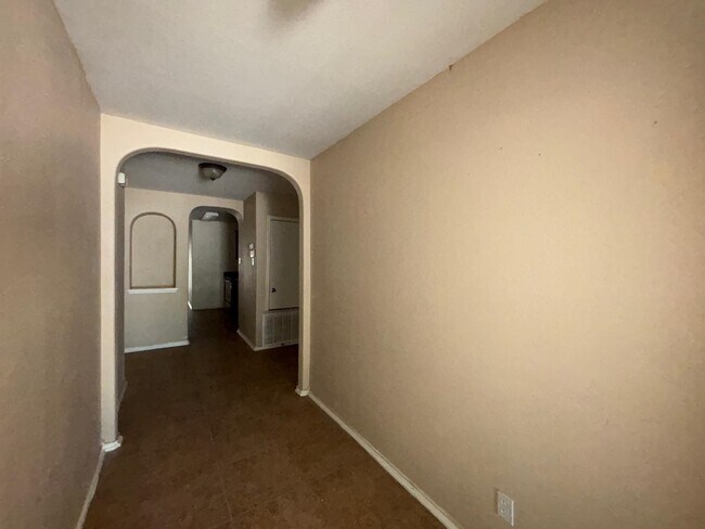 Building Photo - 17414 College Port Dr