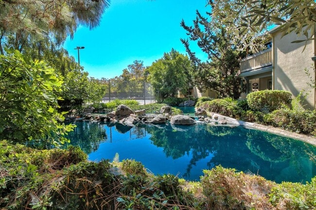 Building Photo - Wow! What a Great Home! Available Now!