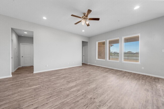 Building Photo - 4911 Bella Danielle Ct