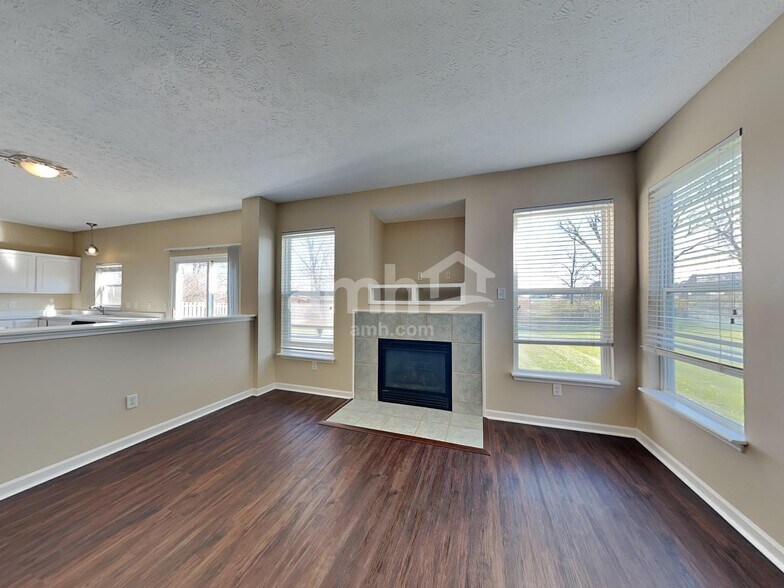 Building Photo - 16938 Cedar Creek Ln