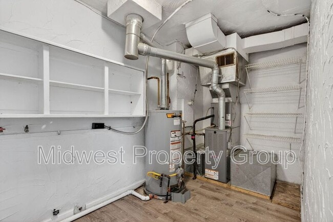 Building Photo - 1157 Redman Blvd