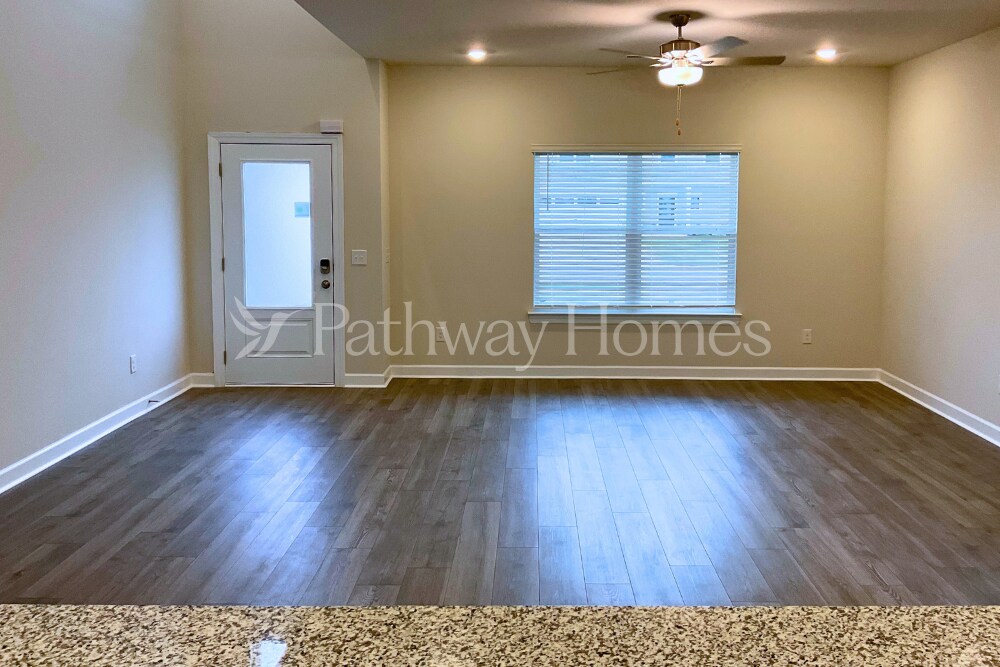 Building Photo - 2415 Nabali Wy