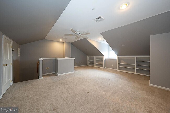 Building Photo - 757 Whitetail Cir