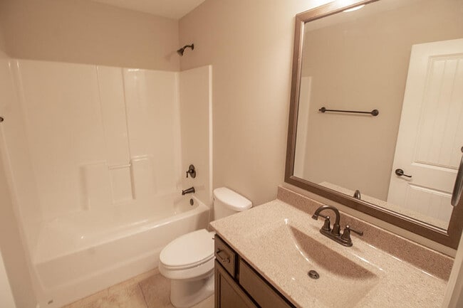 Building Photo - 7410 Oakley Dr